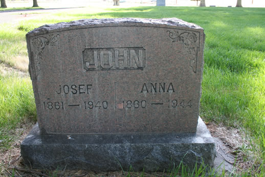 Josef John / Anna John Grave