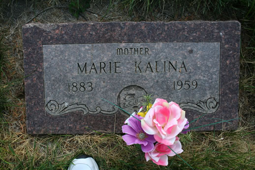 Marie Kalina Grave