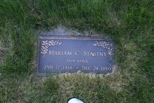 Mariam Stastny Grave