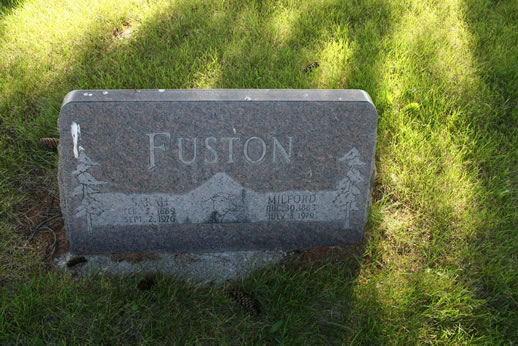 Sarah Fuston and Milford Fuston Grave