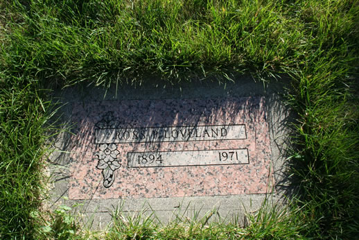 Ross Loveland Grave