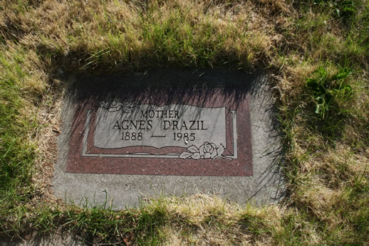 Agnes Drazil Grave