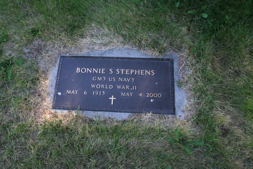 Bonnie Stephens Grave
