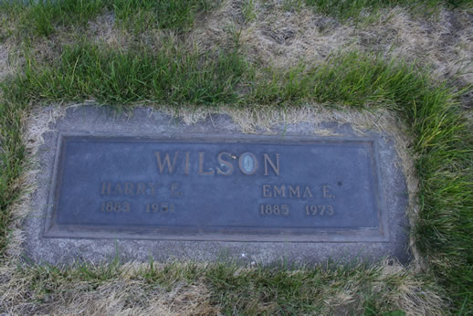 Harry Wilson and Emma Wilson Grave