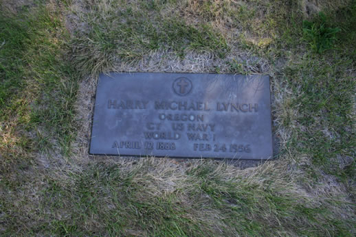 Harry Lynch Grave