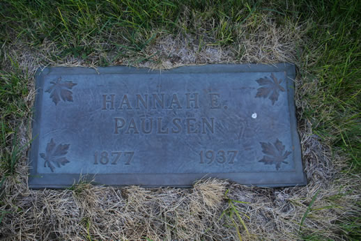 Hannah Paulsen Grave