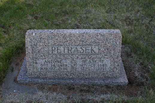 Antone Petrasek and Blanche Petrasek Grave