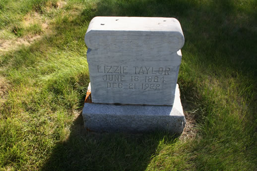 Lizzie Taylor Grave