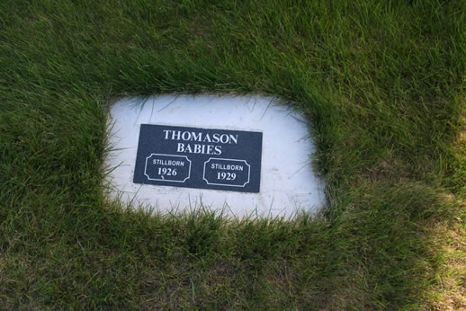 Thomason Babies Grave