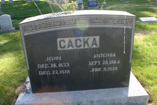 John Cacka and Antonia Cacka Grave