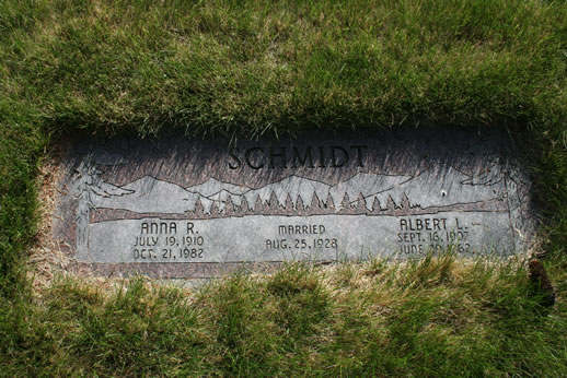 Anna Schmidt and Albert Schmidt Grave