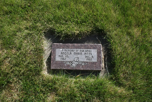 Angela Pitts Grave