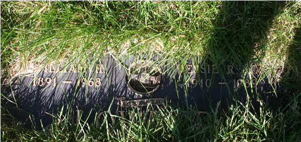 William Lowder and Bessie Lowder Grave