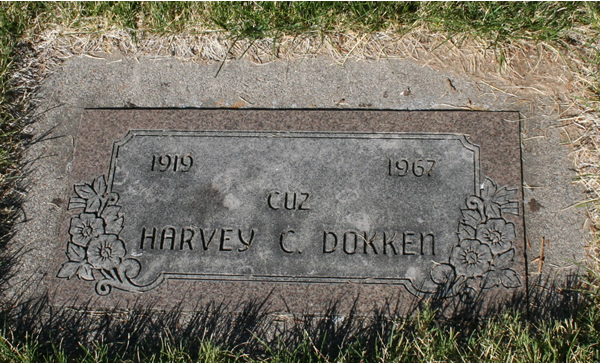 Harvey Dokken
 Grave