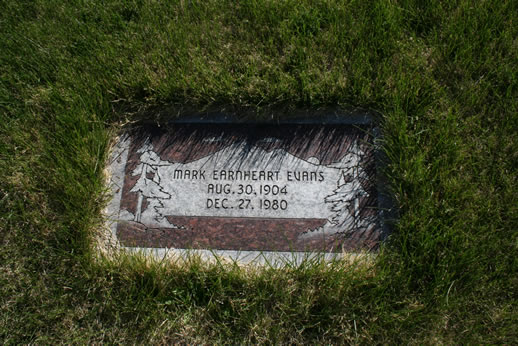 Mark Evans Grave