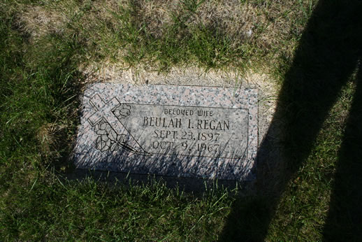 Beulah Regan Grave