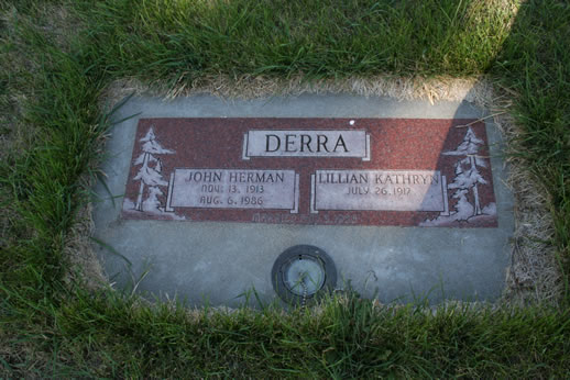 John Derra and Lillian Derra Grave
