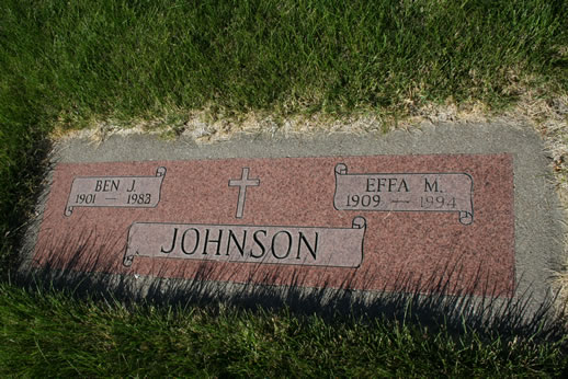 Ben Johnson and Effa Johnson Grave