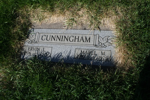 Ervin Cunningham and Mabel Cunningham Grave
