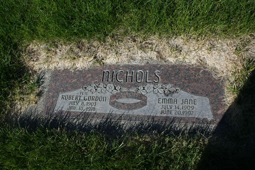 Robert Nichols and Emma Nichols Grave