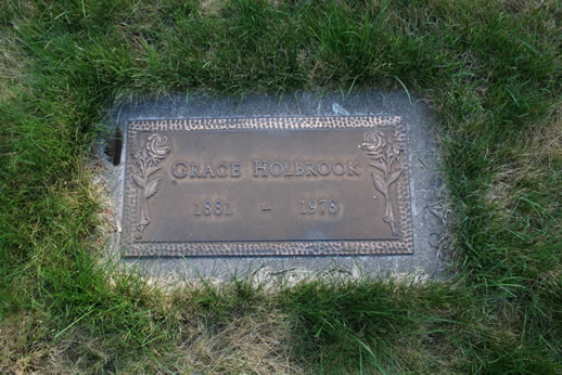 Grace Holbrook Grave